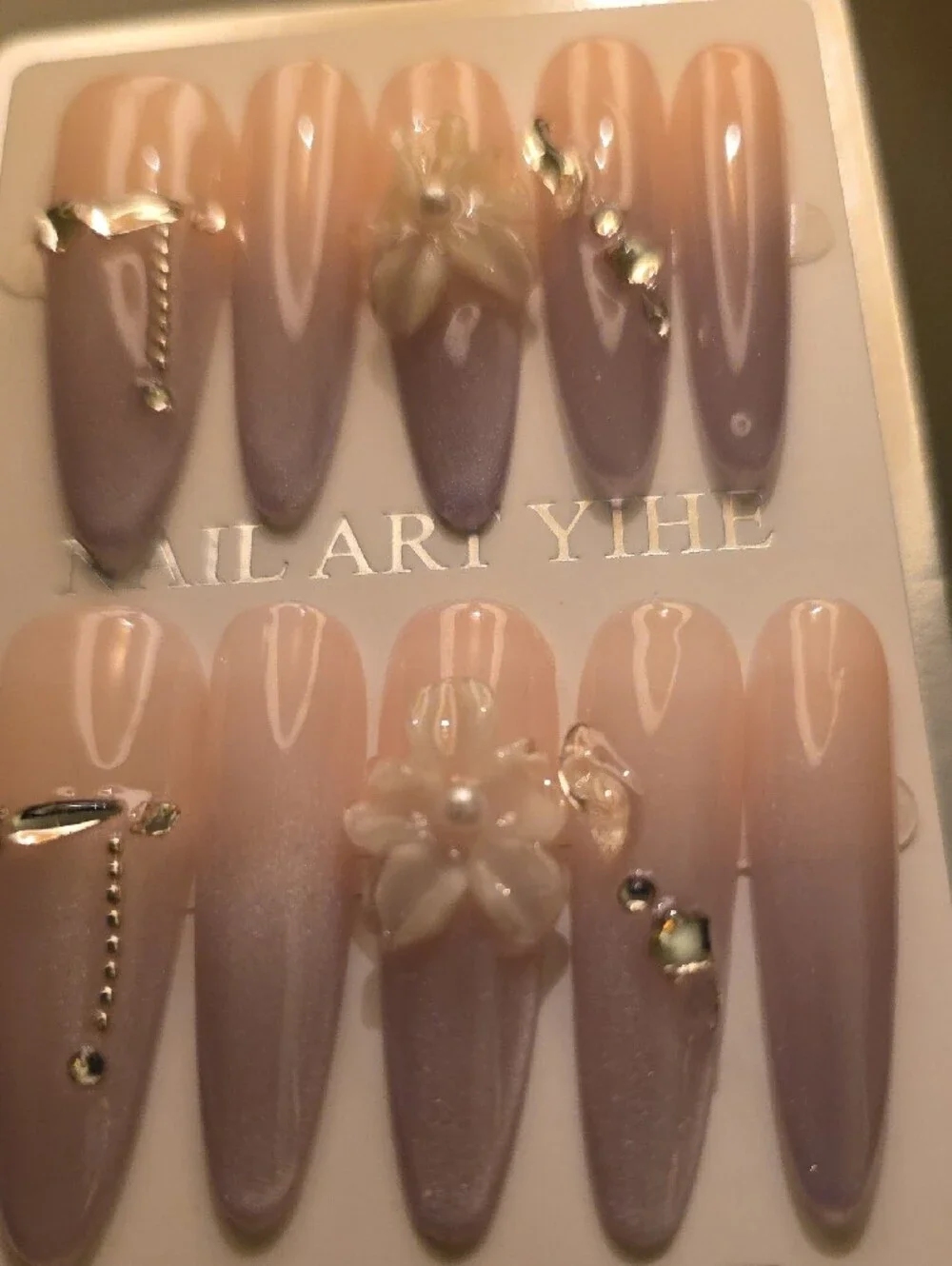 N/A elegant pink